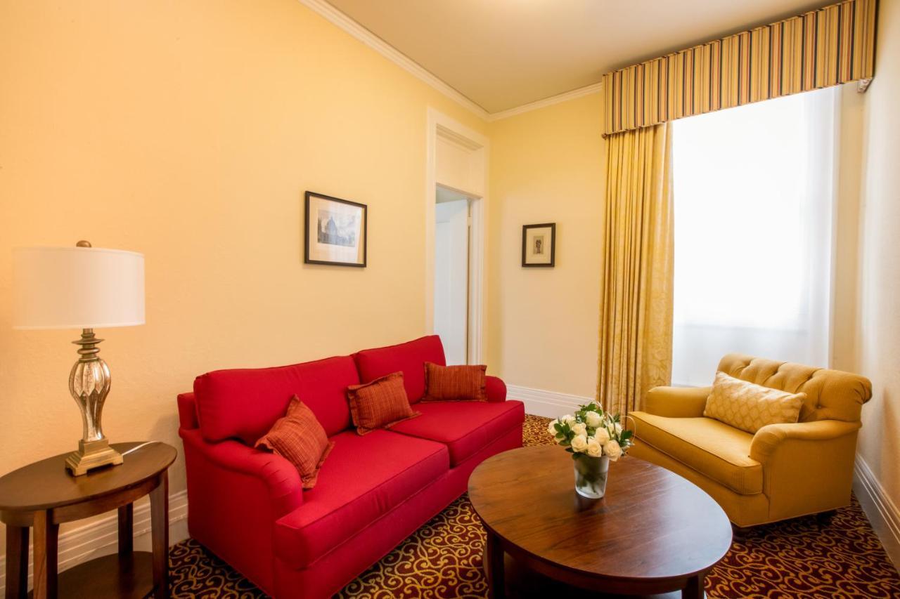 Queen Suite