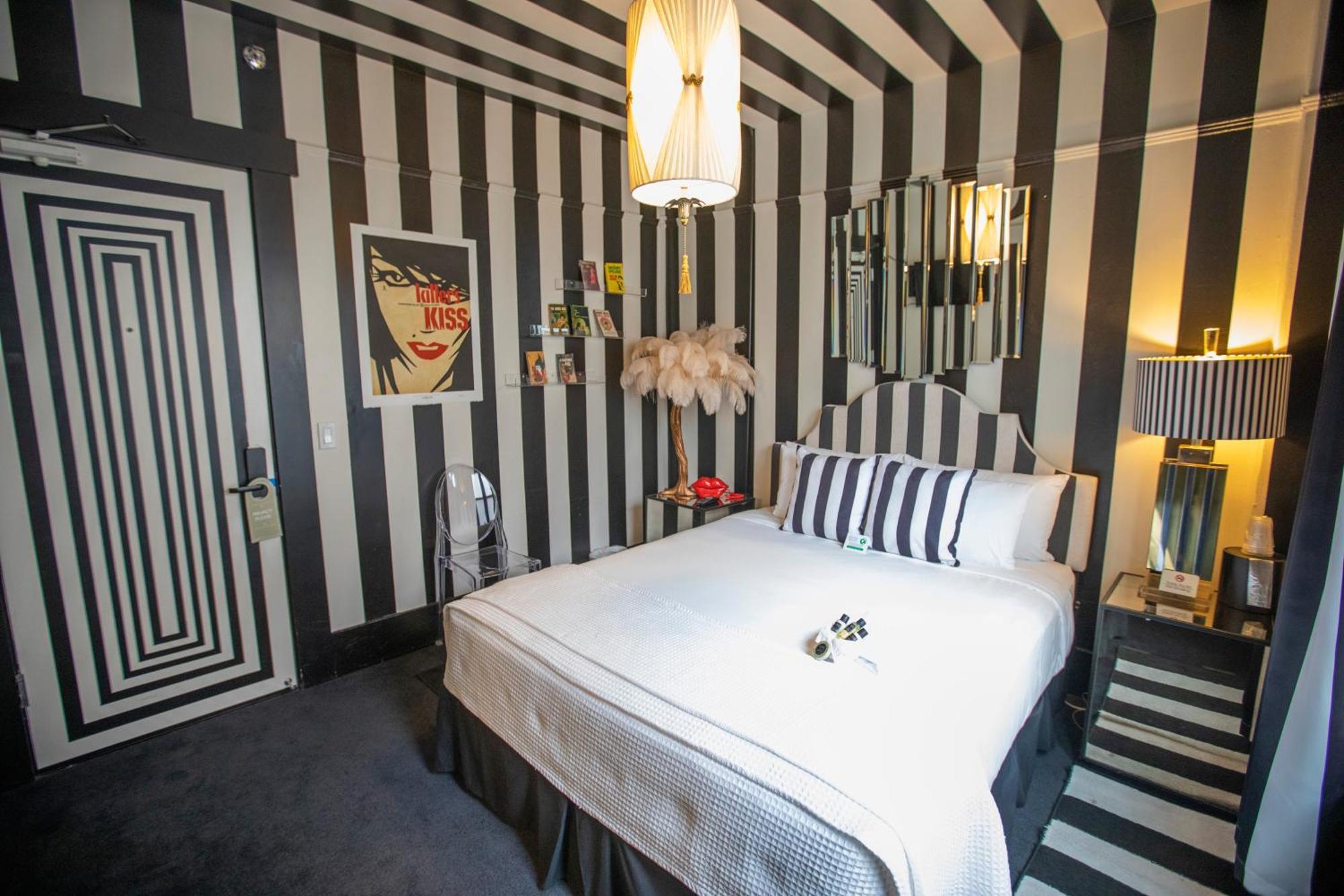 Queen Room
