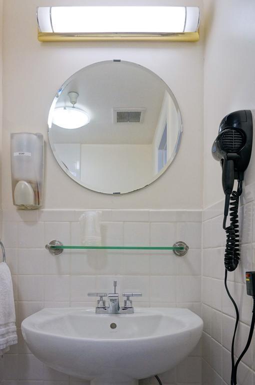 Double Twin Room