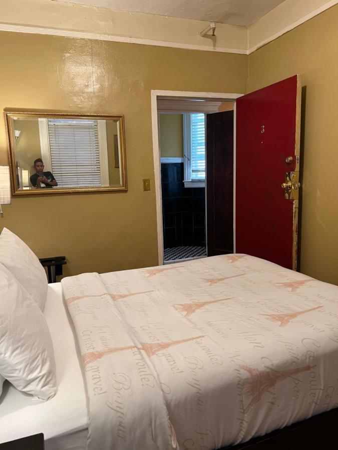 Basic Double Room