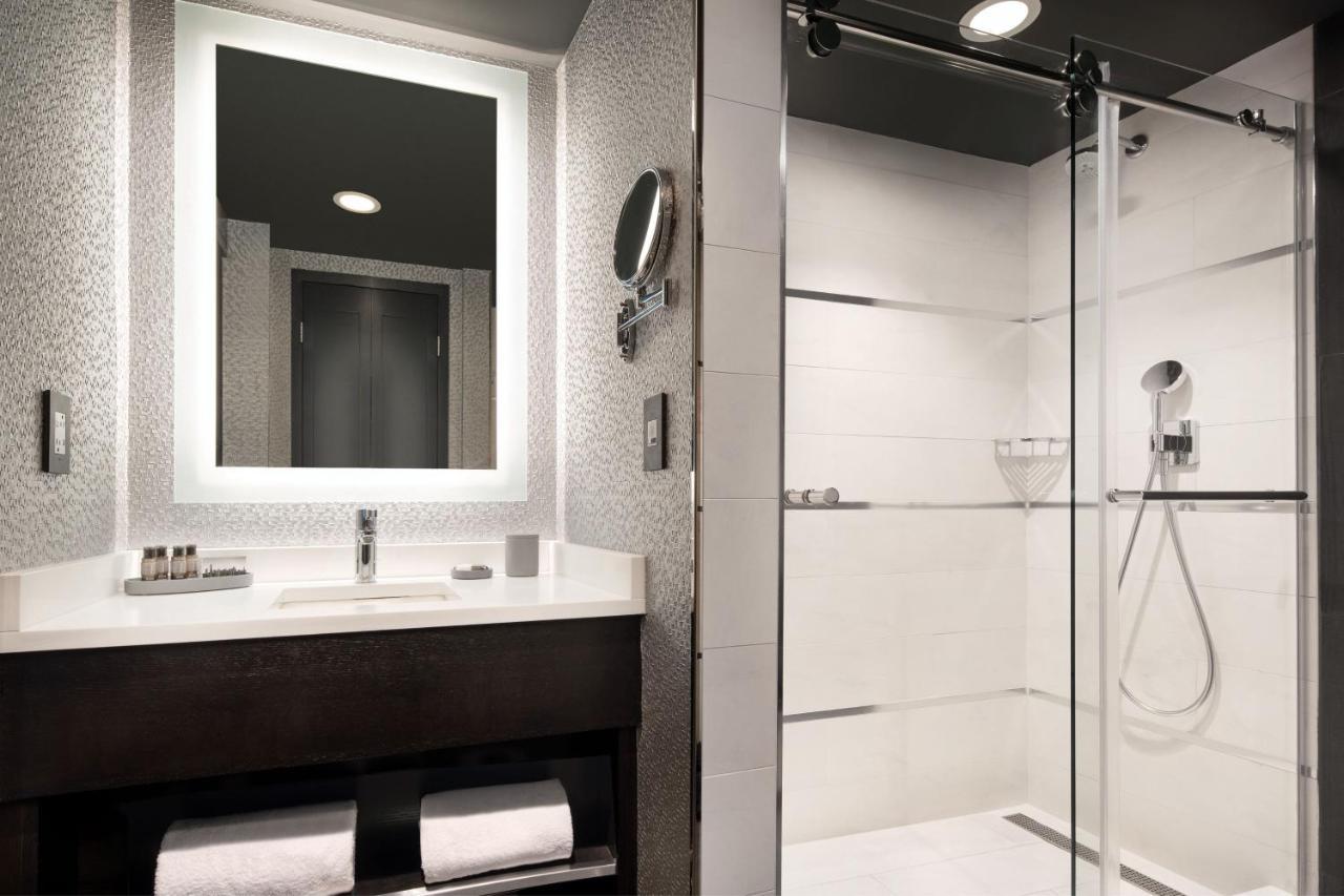 King Guest Room