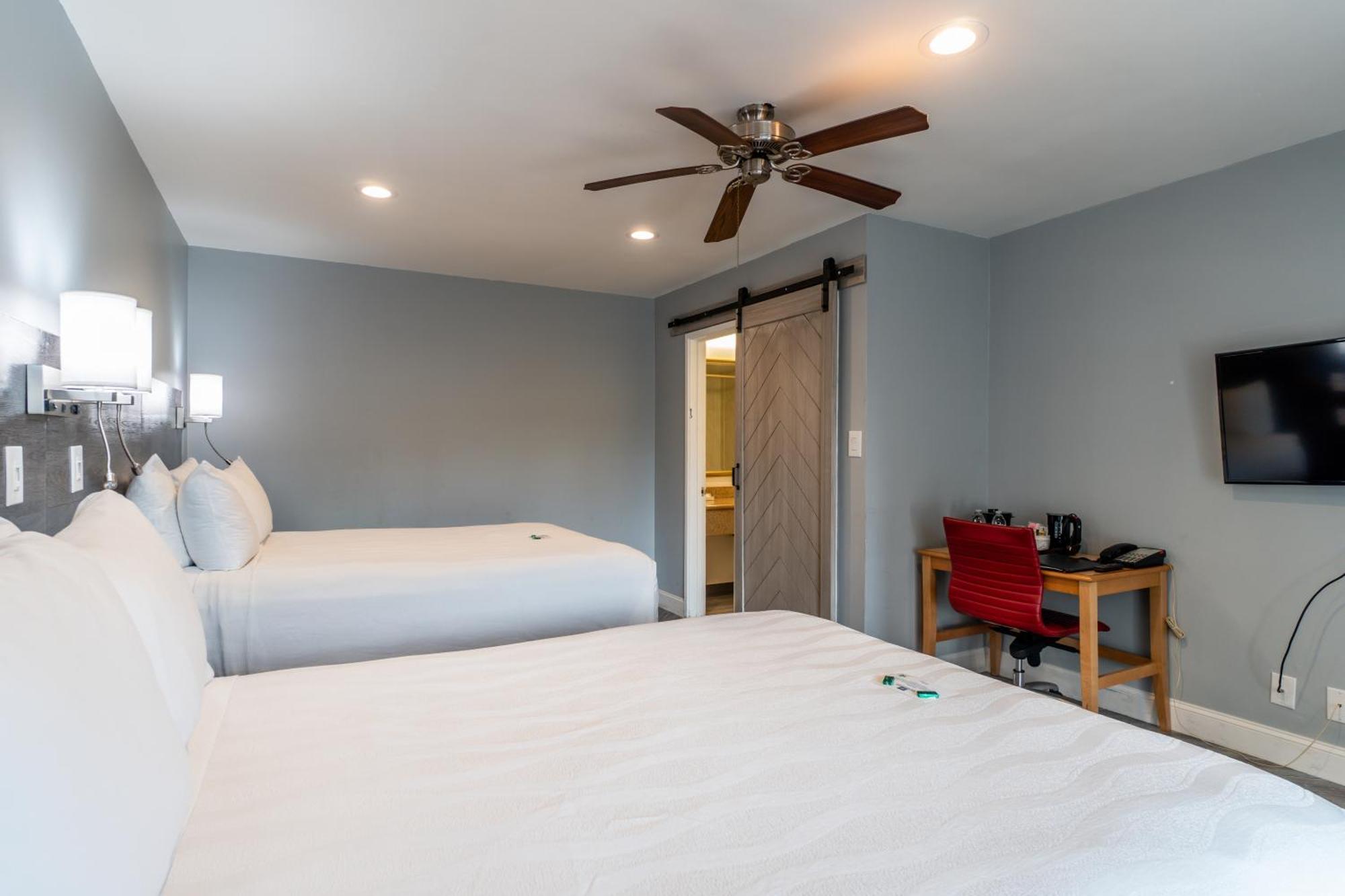 Classic Room 2 Queen Beds
