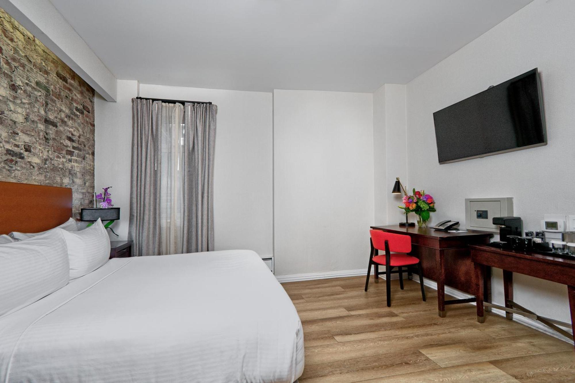 Accessible Standard King Room