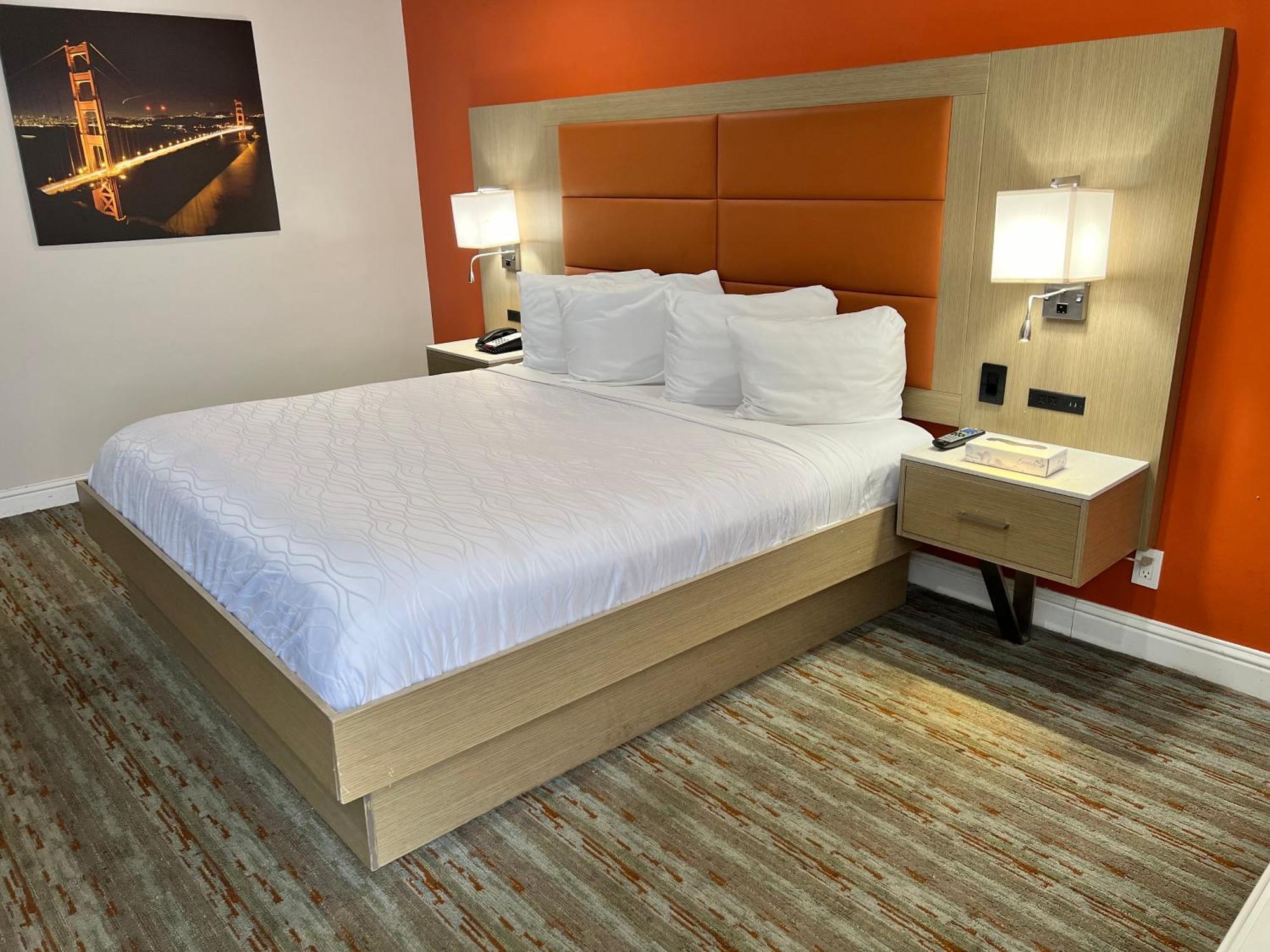 Standard King Room