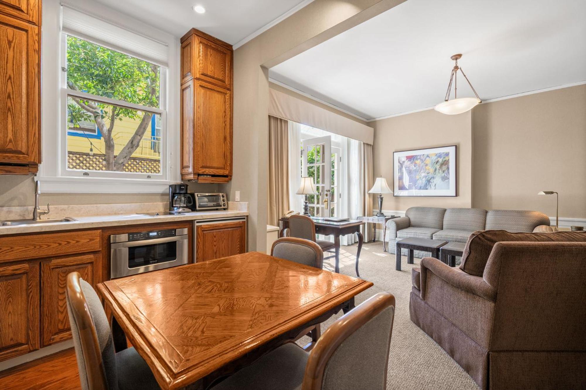 One-Bedroom Apartment Terrace