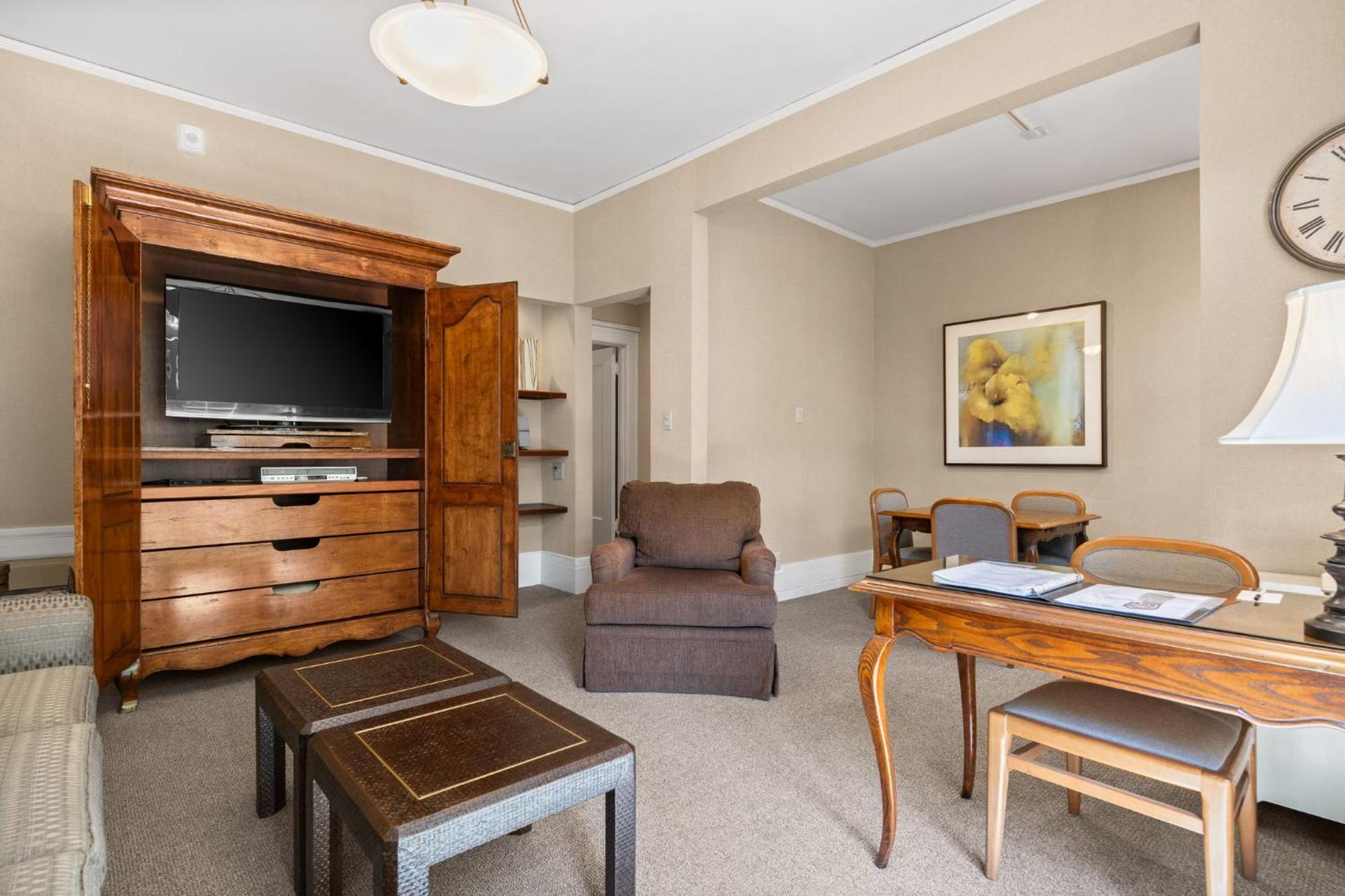 One-Bedroom Apartment Terrace