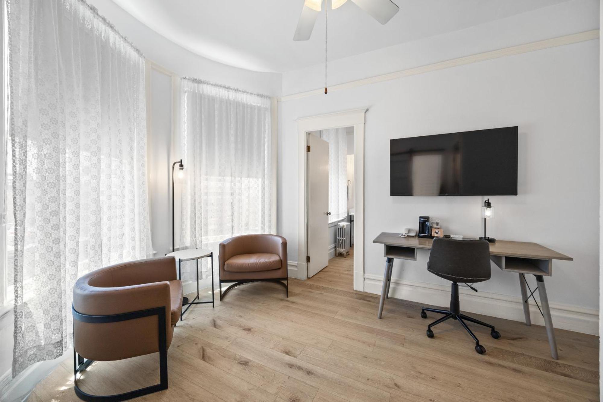 Suite