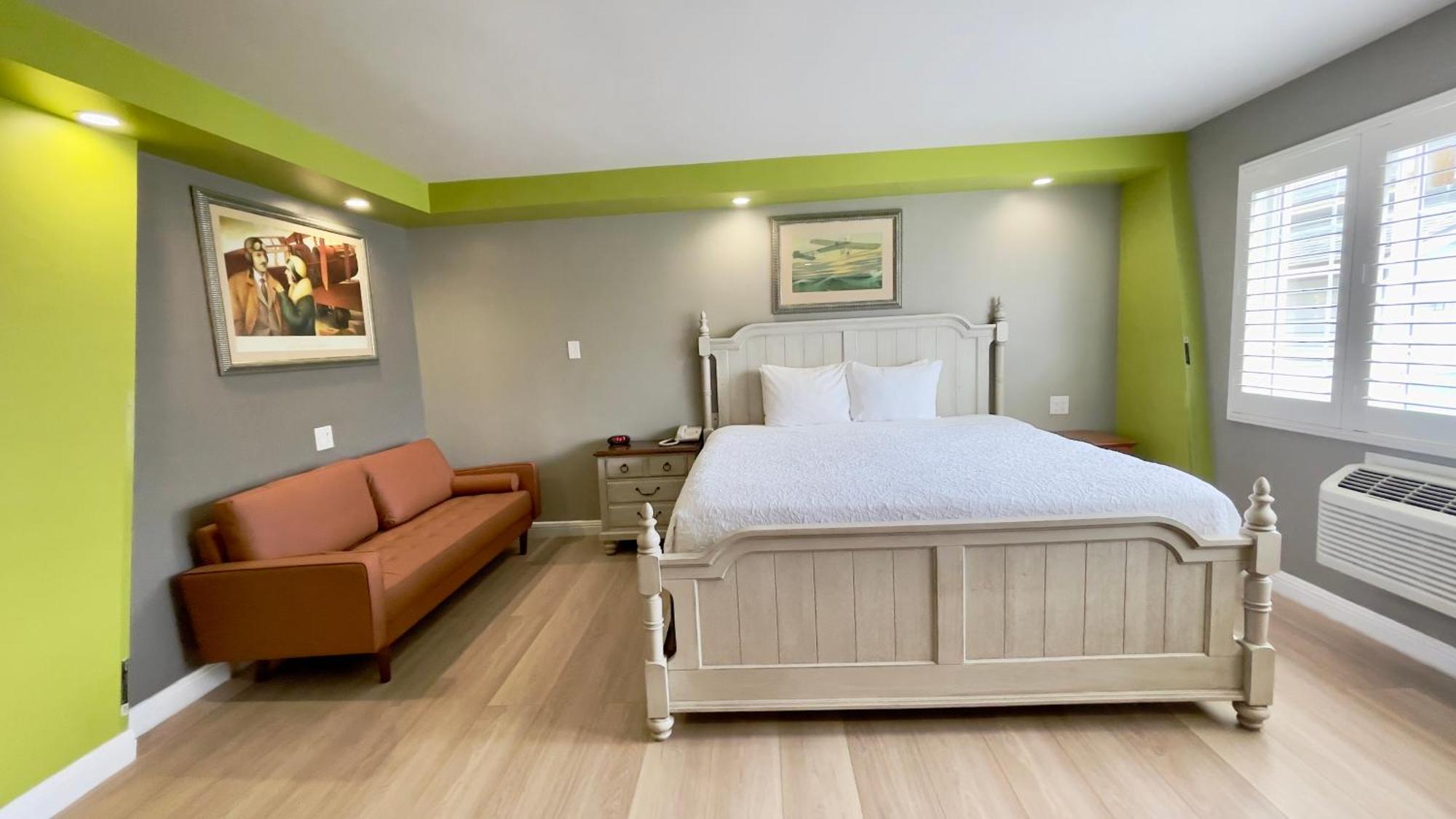 King Room