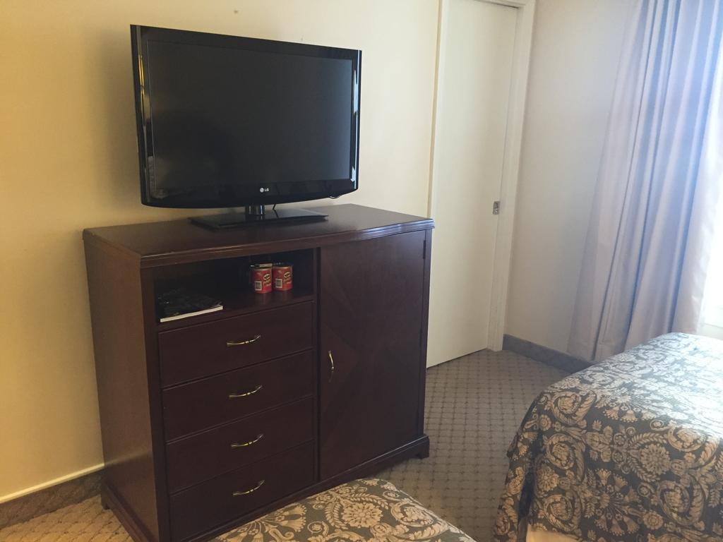 Twin Room Two Twin Beds