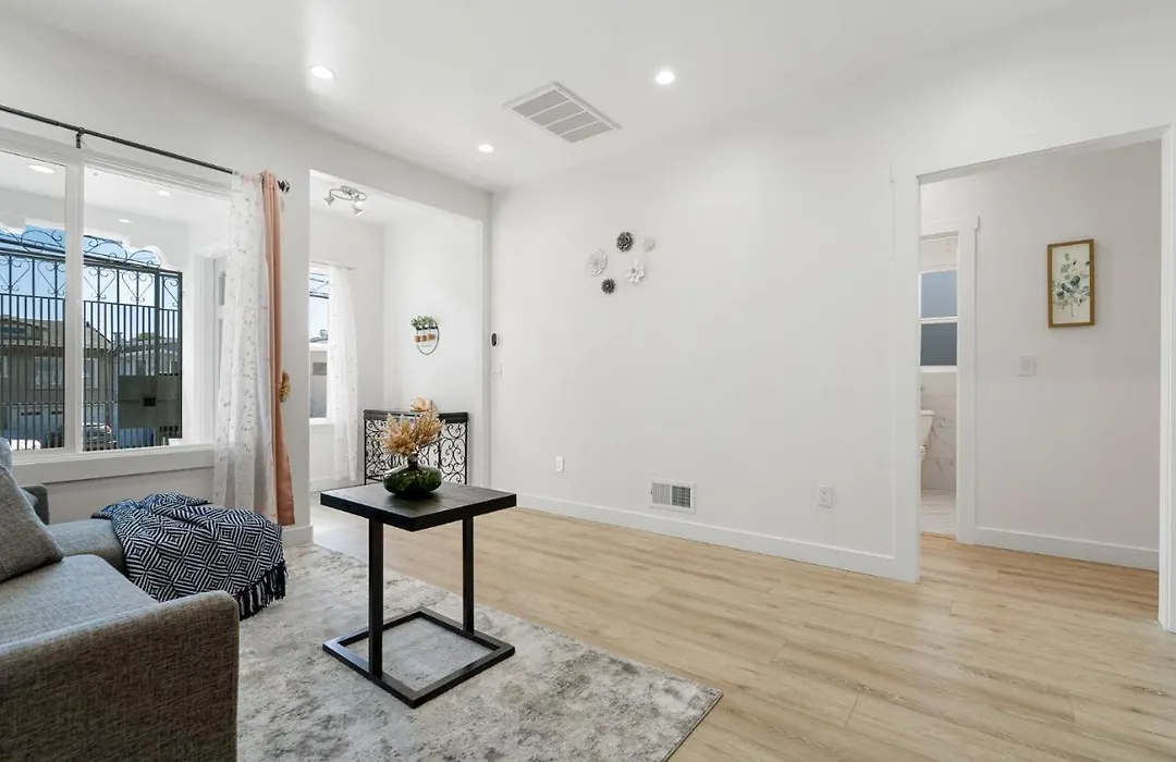 Modern 2Bed 2Bath W/ Parking In Excelsior District-1