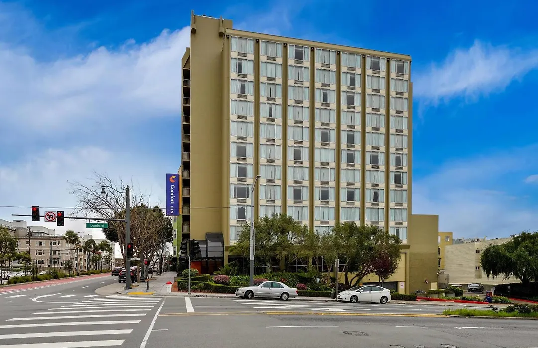 Comfort Inn By The Bay-1