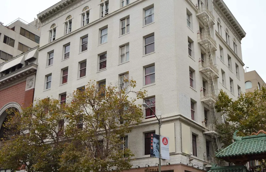 Sf Plaza Hotel-1