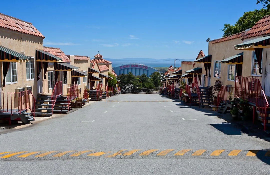 Alpine Inn & Suites-1