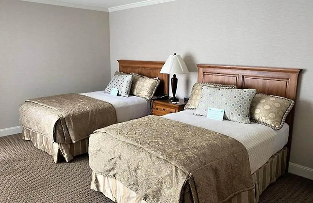 Columbus Inn-1