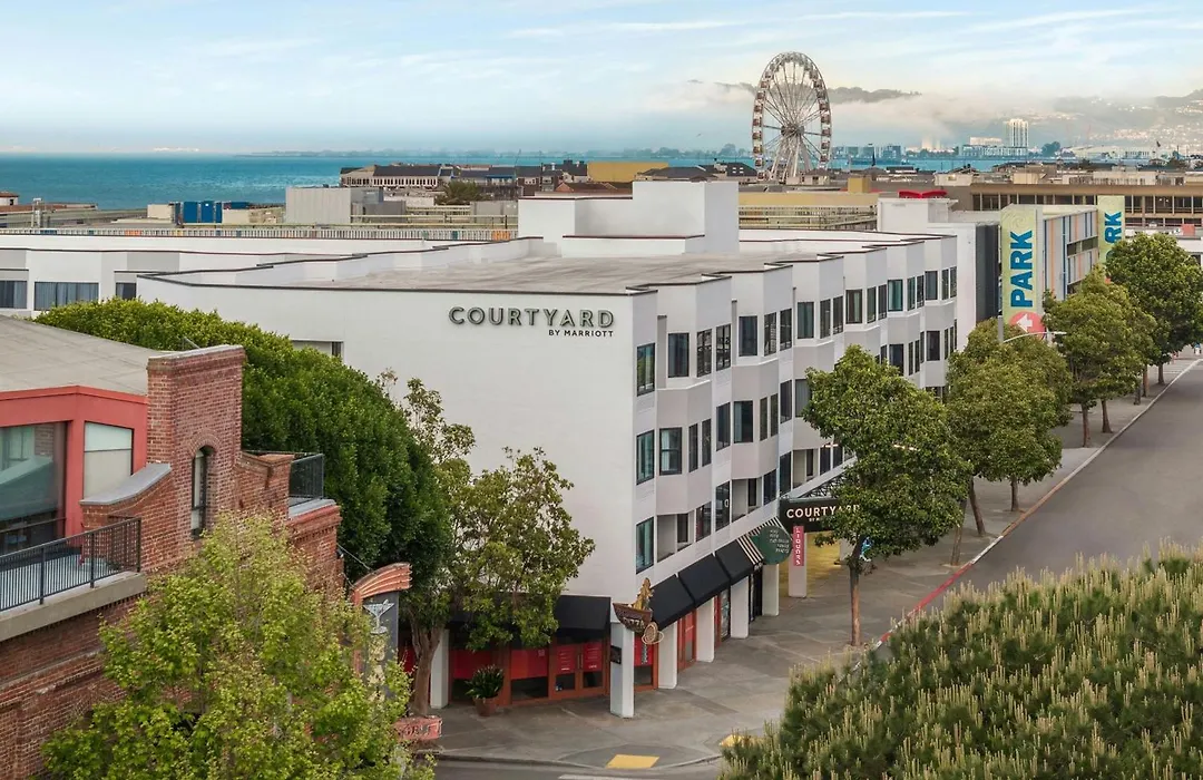 Courtyard By Marriott Fishermans Wharf-1