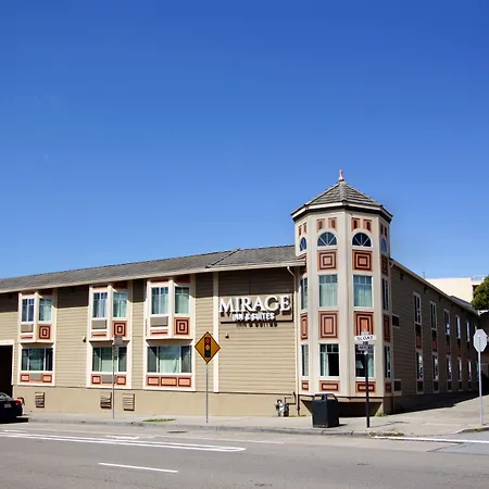 Mirage Inn & Suites-3