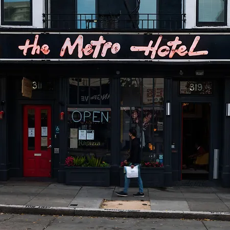 The Metro Hotel-3